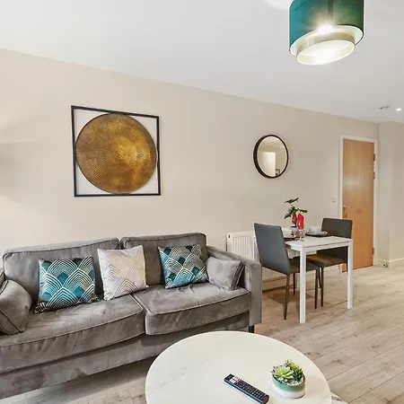 Beautiful Boutique Gem In Leeds - Sleeps 2 Apartment *